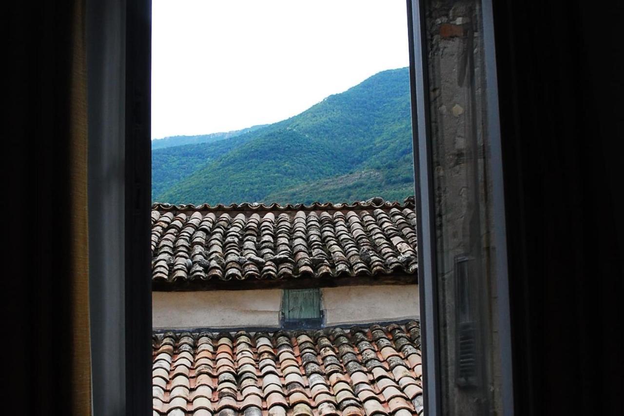 Les Gites D'Intervalles Entrevaux Kültér fotó