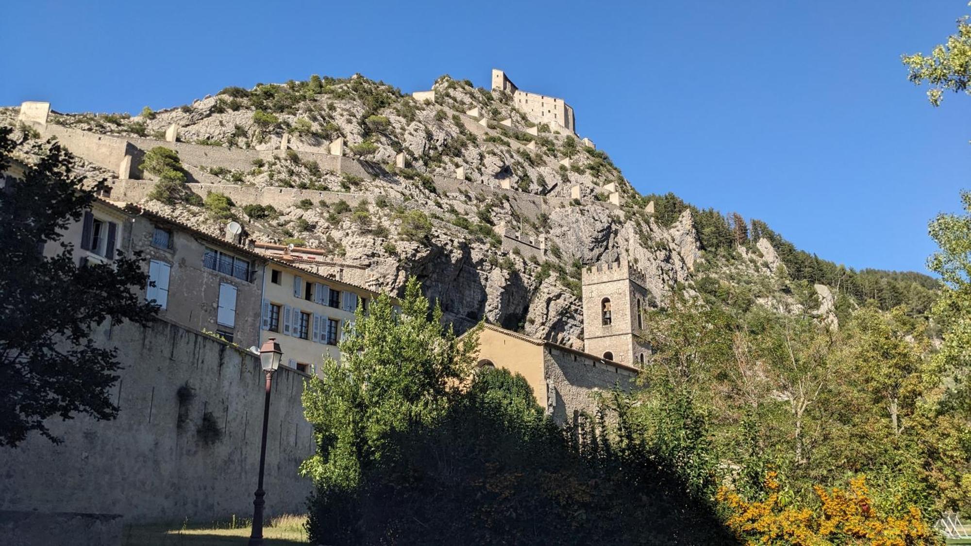 Les Gites D'Intervalles Entrevaux Kültér fotó