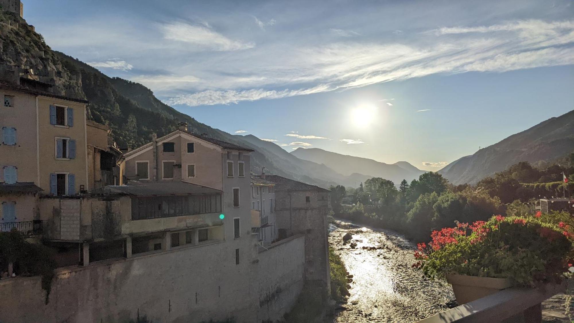 Les Gites D'Intervalles Entrevaux Kültér fotó