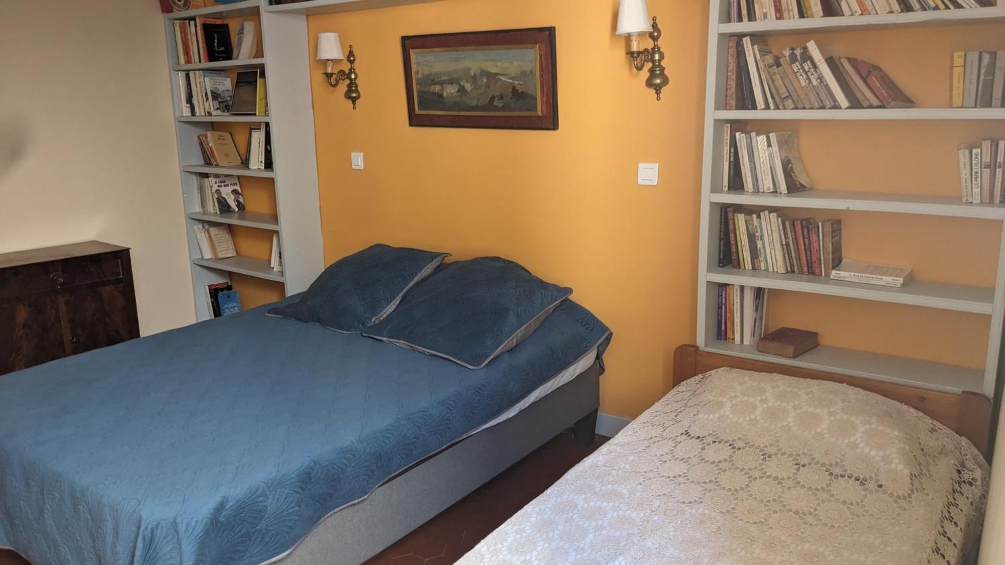 Les Gites D'Intervalles Entrevaux Szoba fotó